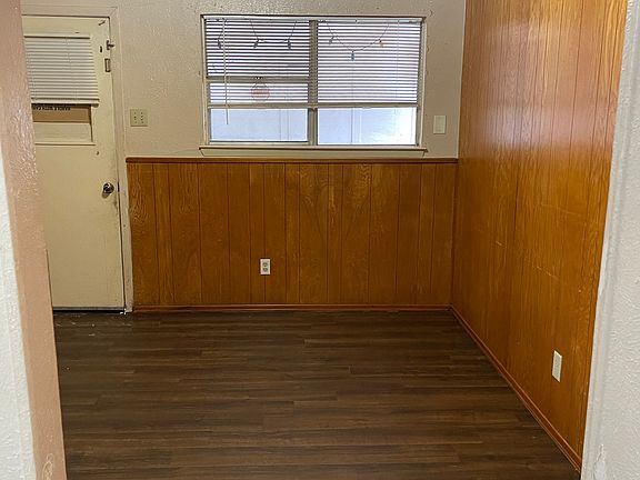 5th image of 601 Rosewood Hills Dr