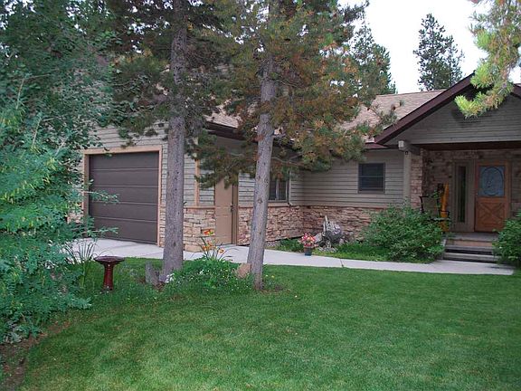 4th image of 536 Grayling Ave
