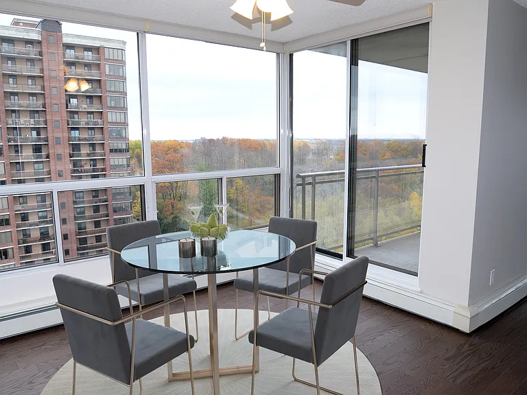 1032 King St W — Photo 5