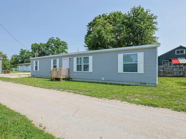 54 2nd St, Clarksville, OH 45113