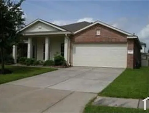 3807 Golden Willow Ct — Photo 3