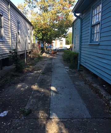 3rd image of 3106 Annunciation St