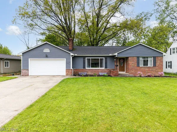 2476 Thurmont Rd, Akron, OH 44313