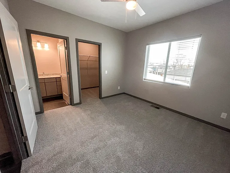 9520 Blacksmith Rd — Photo 10