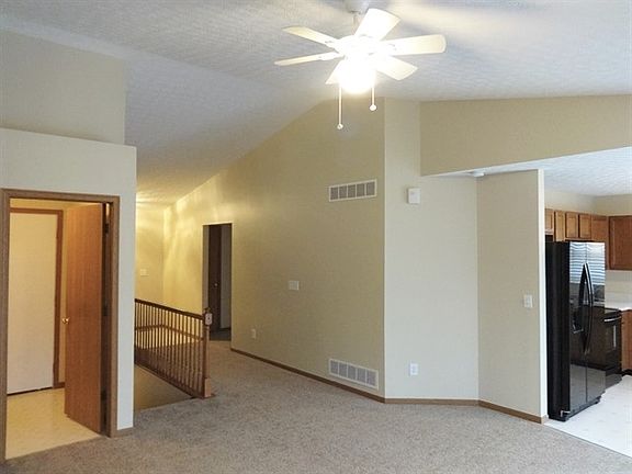 3rd image of 8236 Turret Dr