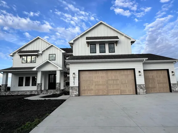 8343 59th St S, Horace, ND 58047