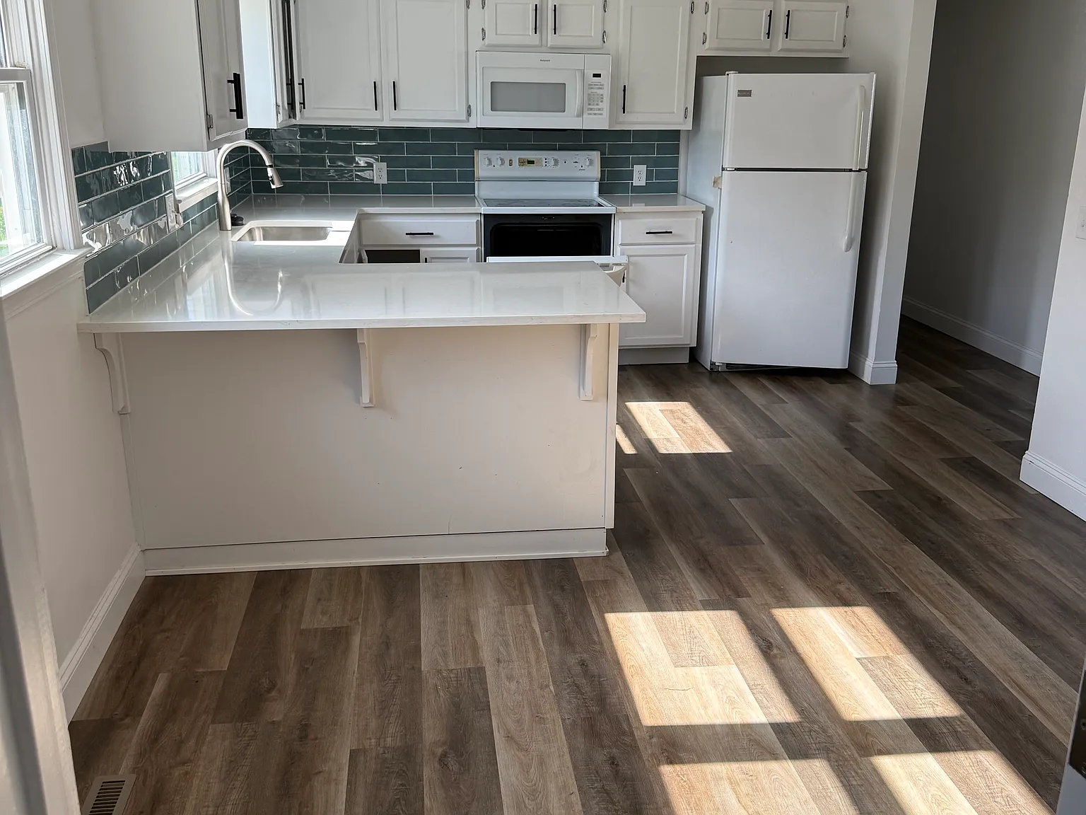 4 bed, 1404 sqft, $1,500 — Photo 3