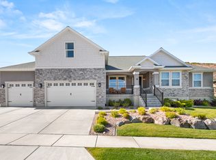528 W Autumn Hills Blvd, Lehi, UT 84043