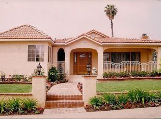 3655 Pine Ave, Long Beach, CA 90807
