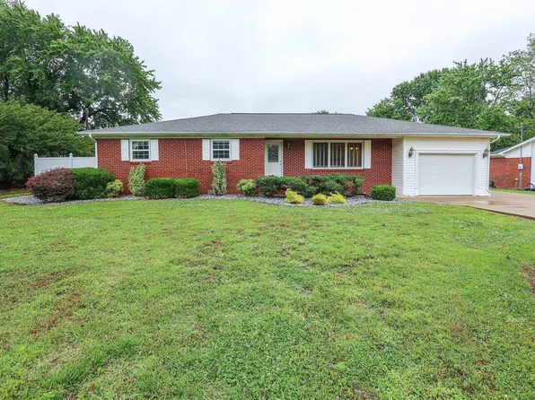 245 Babbland Dr, Paducah, KY 42003