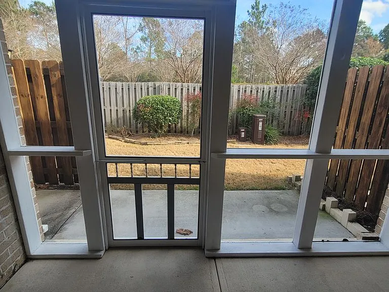 1131 Shellbank Ln — Photo 24
