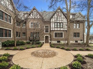 7625 Wydown Blvd APT 1S, Saint Louis, MO 63105