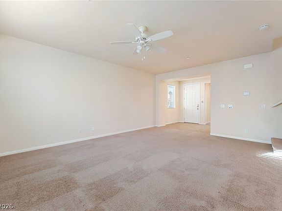 4th image of 988 Via Del Campo
