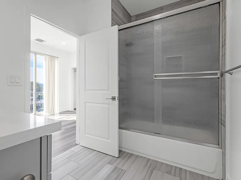 6006 N Klump Ave — Photo 19