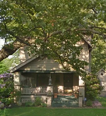 186 Oak Knoll Ave SE photo 1
