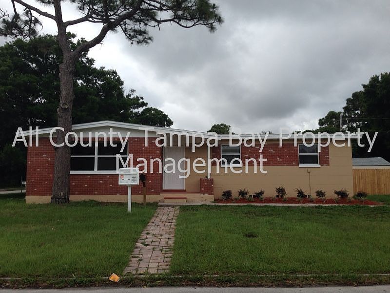 1st image of 2800 36th Ave N