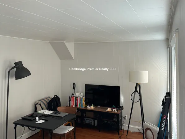 (undisclosed Address), Somerville, MA 02145