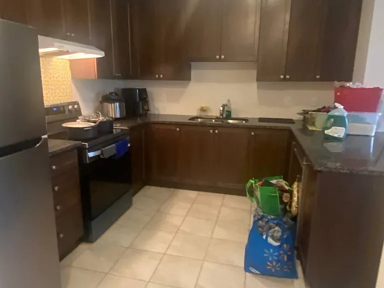677 Park Rd N #87 — Photo 2