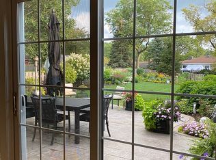 339 Surrey Rd, Bartlett, IL 60103