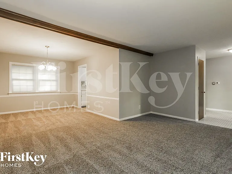 8341 Rodney Dr — Photo 6