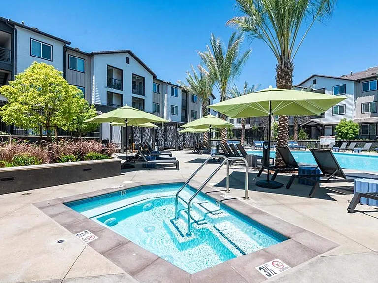 The Vineyards Apartments — Photo 20