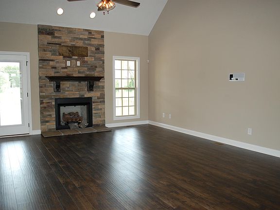 3rd image of 103 Wellington Flds Lot 103