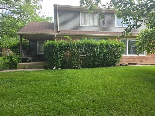 299 Dogwood St, Park Forest, IL 60466