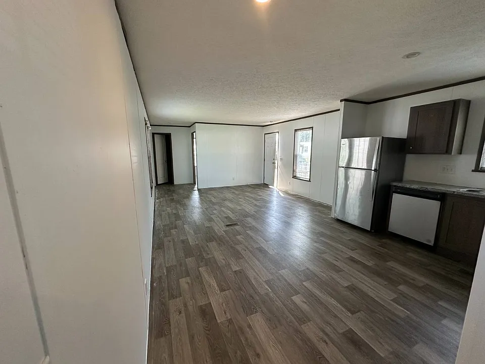 17 New Yorker Blvd #75