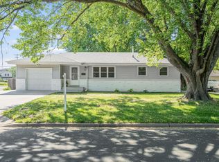 2701 Jersey Ave N, Crystal, MN 55427