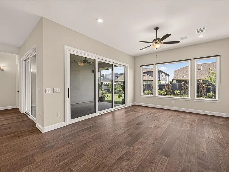 616 Cape Capri Dr — Photo 9