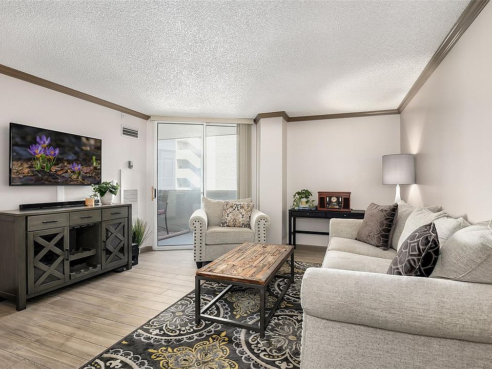 1st image of 601 W 11th Ave APT 522
