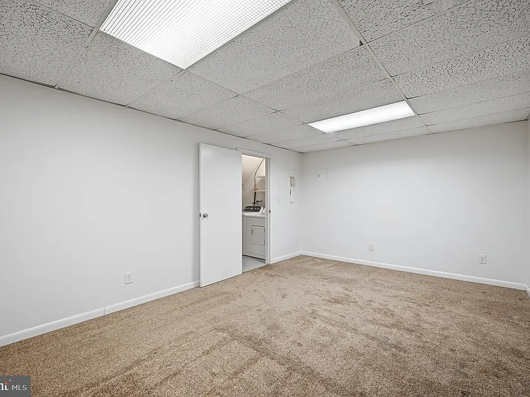 2242 Cartwright Pl — Photo 10
