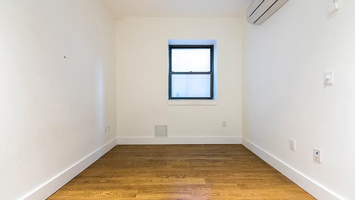 Rented by Nooklyn NYC LLC | media 64