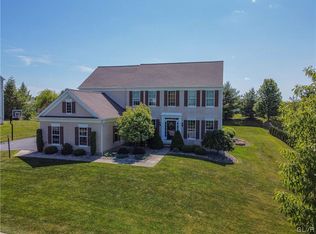 6615 Rutherford Dr, Macungie, PA 18062