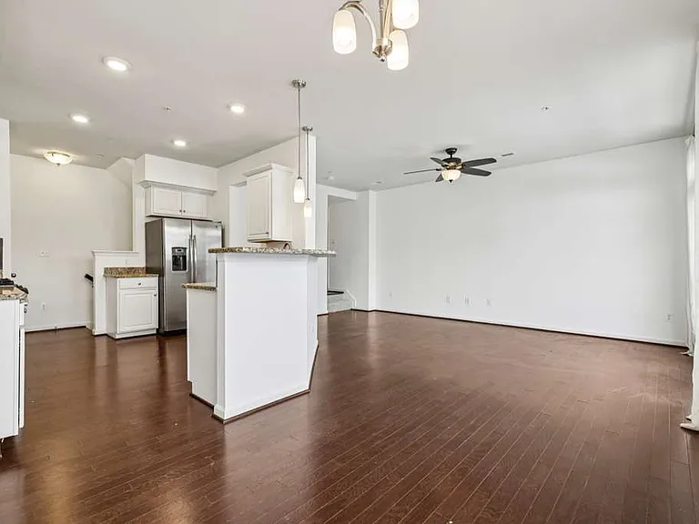 5841 Bella Marie Way — Photo 10