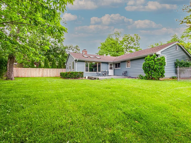 2508 Highland Dr — Photo 34