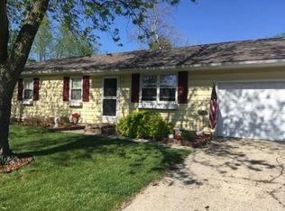 2002 Manor Dr, Lebanon, IN 46052