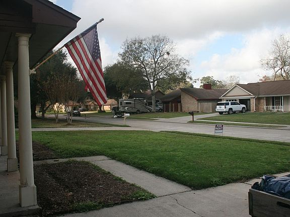 Nice neighborhood