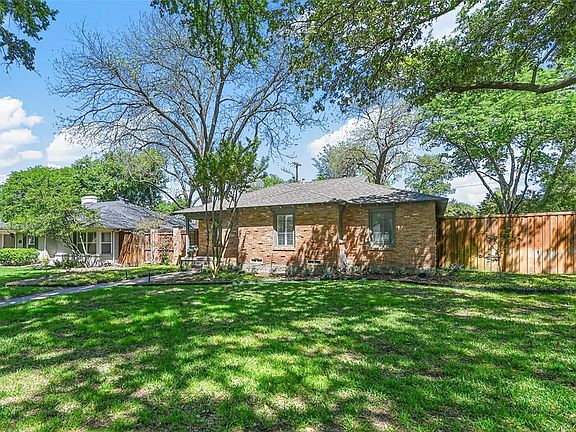 2nd image of 5551 Glenwick Ln