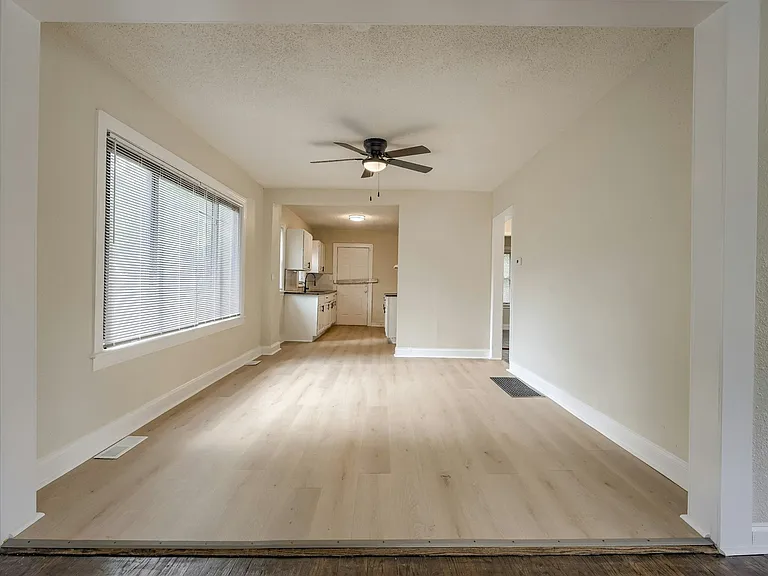 6212 Walrond Ave — Photo 6