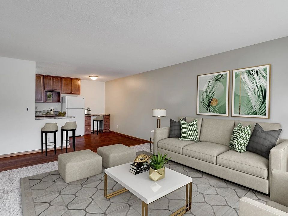Welcome to Central Lakes of Uptown, where contemporary design meets comfort. Enjoy spacious living areas, modern kitchens, and a vibrant community atmosphere. Explore your new home today and schedule a tour to see all we have to offer!