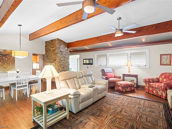 4th image of 6836 Somerset Dr