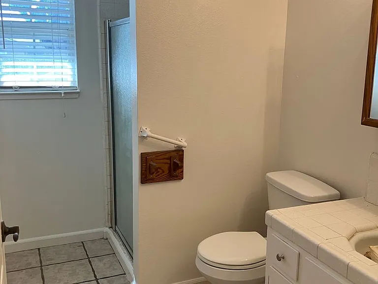 1704 Ellison Dr — Photo 8