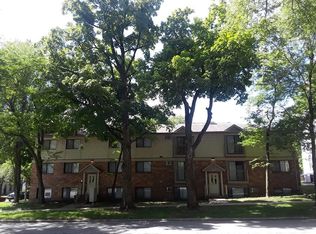 337 Church St #3, Iowa City, IA 52245