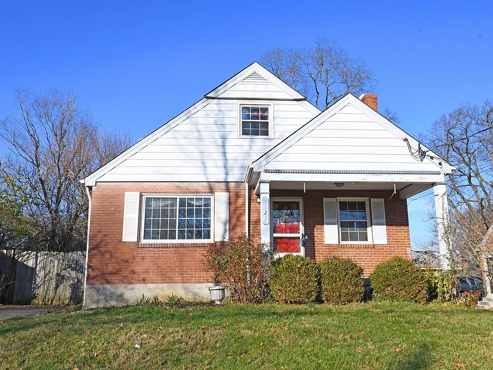 1st image of 1628 Flora Ave