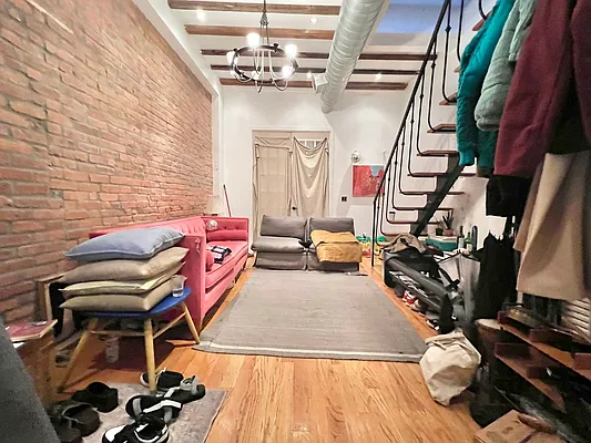 Rented by Doorway NYC, LLC | media 21