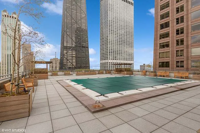 777 N Michigan Ave #904 — Photo 27