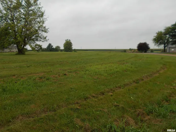59 Bricker Cir, Avon, IL 61415