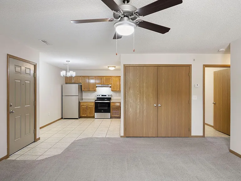 Pebblebrook Apartments — Photo 23