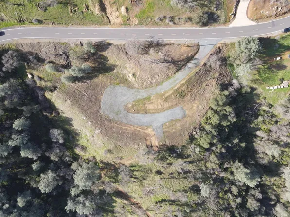 2291 Basket Ln, Copperopolis, CA 95228